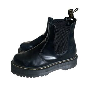 Dr. Martens 2976 SMOOTH LEATHER PLATFORM QUAD CHELSEA BOOTS